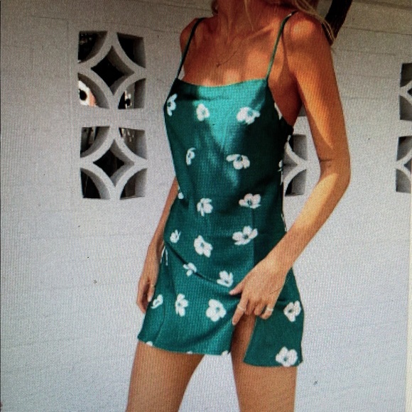 NWT! Princess Polly Ultra Mini Dress Green - Picture 5 of 5